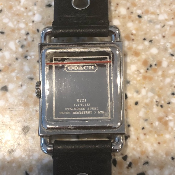 Coach watch - Picture 4 of 8